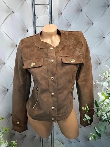 Sweatpants: Ženska jakna od eko antilopa (suede efekat) sa zlatnim detaljima. - — 3