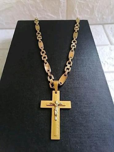 swarovski beograd: Lanac sa krstom Hirurški čelik
Cena:2900din
💋 — 8