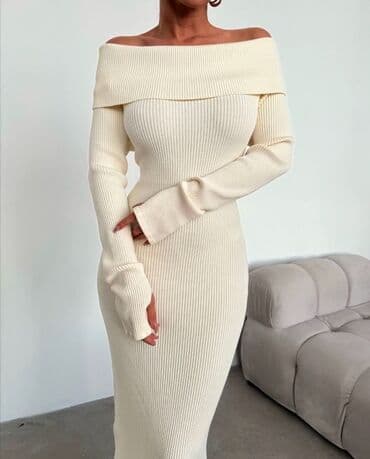 Women's Clothing: 2200 — 9