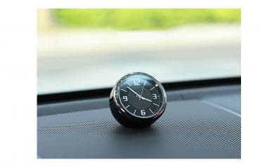 adapter za auto upaljač sa 220v na 12v: Sat za automobil - RENAULT Sat sa logom RENAULT automobila. Izuzetno — 3