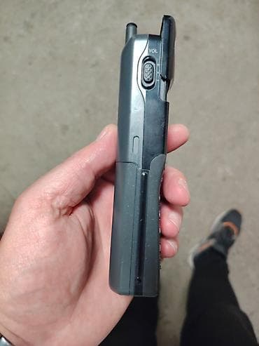 igre beograd: Sony GSM CM-DX1000 mobilni telefon (retro), ima kutiju, punjač, fu — 2