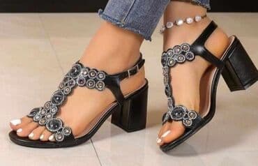 kais lanac: Sandals — 4