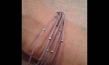 Lighters and accessories: Ljubicasta narukvica od tankih koznih niti sa zlatastim — 3