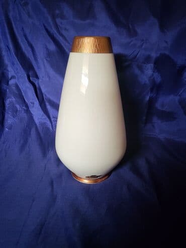 dormeo jastuk i cebe za decu: Vaza nova Alka porcelan,zlato 1938 do 1958g. Bavaria. Nova — 1