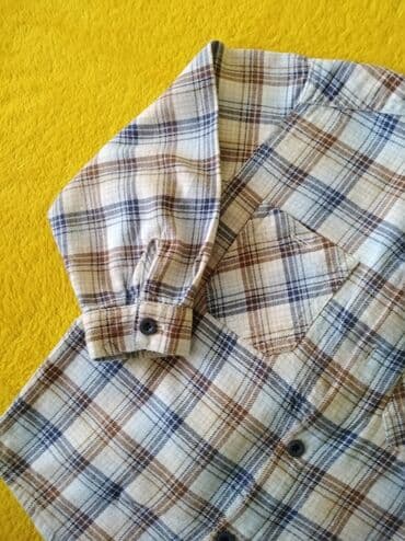 Kupaći kostimi: Italijanska košulja za dečake Veličina 36 mes Cena 250 din Odličan — 2