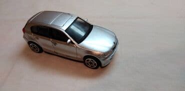 Burago BMW 1 Series 1:43 Chinamalo izgreban