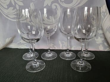 kristalne čaše prodaja: Case nove,vintaz kristal za vino Montana Nemacka. Case tanji — 10