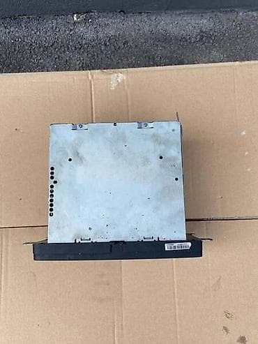 auto otpad audi sabac: RADIO ZA VOLKSWAGEN PASSAT B7 | Radio za Passat B7 (300-H) — 3