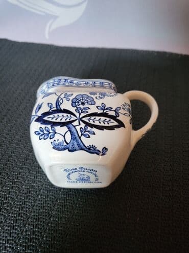 za koliko se prodaje zlatni harry potter: Bokal za mleko engleski,cvibl mustra Wedgwood iz 70ih. Bokalcic za — 10