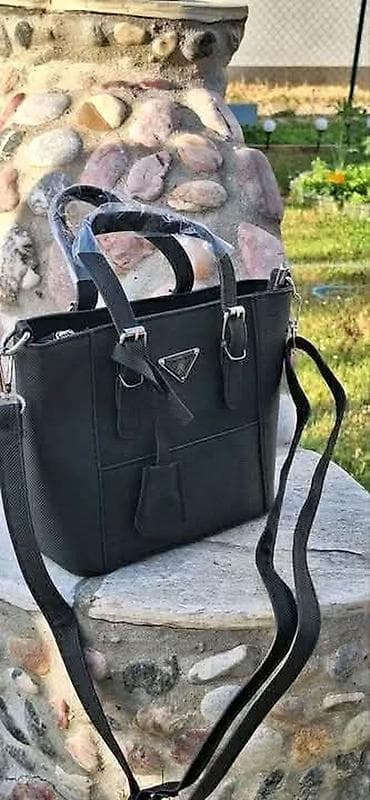 kožne mona tasne: Ženska torba – elegantan tote/crossbody model - Materijal: kvalitetna — 4