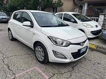 auto delovi nemacka: | HYUNDAI I20 2012. GOD. - KOMPLETAN AUTO U DELOVIMA | — 1