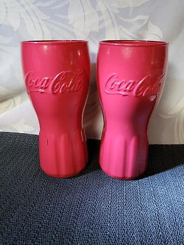 case za vrucu rakiju: Case Coca Cola 2014g+. Case Coca Cola perfektne,sve na njima odsjaj — 2