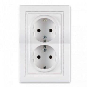 Šifra proizvoda: Art.604.00 Opis proizvoda Priključnica dvopolna