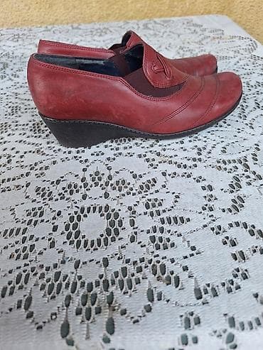 Kožne ženske cipele, broj 38,5 - Gazište: 26 cm - Materijal: prirodna