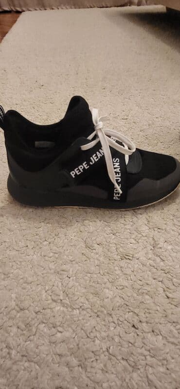 patike ljubicaste: 39 — 3