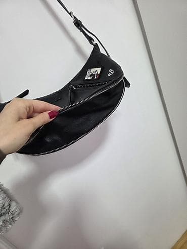 Sweatpants: Desigual crna kožna torba – odlično stanje Original Desigual torba od — 3