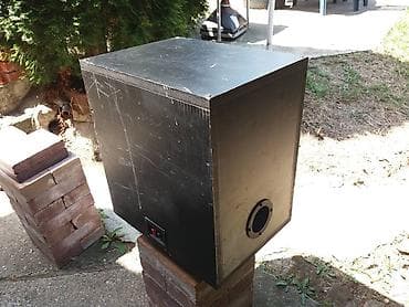 IPod i MP3-plejeri: Bufer 15" Renkforce. 
ispravan. neznam snagu zvucnika. 
fixno 70e — 2