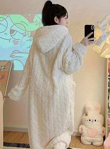 Ženska odeća: Dugi oversized kućni bade - mantil sa kapuljačom - Materijal: ultra — 2