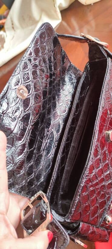 kozne jakne krusevac: Torba za rame, Guess, Materijal: Koža — 11