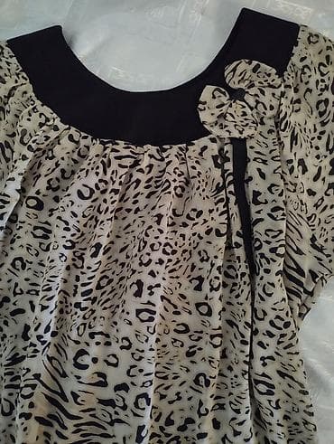 bluza cu peplum: Ženska bluza sa animal printom - Model: lepršava bluza ravnog — 2