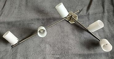 ormaric za kljuceve drveni: - Dva metalna nosača sa ukupno 5 pojedinačnih spot svetiljki - — 4