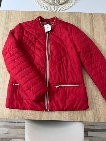 kaput sa dva lica: Ženska prošivena jakna, veličina M, crvena. - Krojen model sa laganim — 1