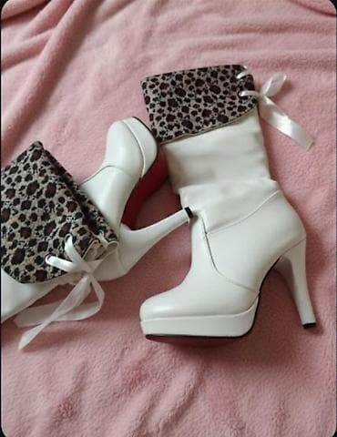 boja za patike dm: Ženske poluduboke čizme na štiklu – beli lak i leopard dezen - Model — 1