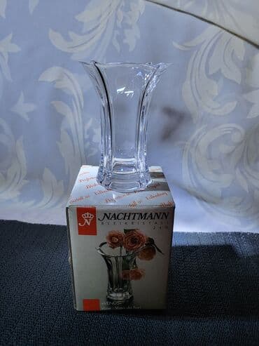 Ogledala: Vaza, Novo — 2