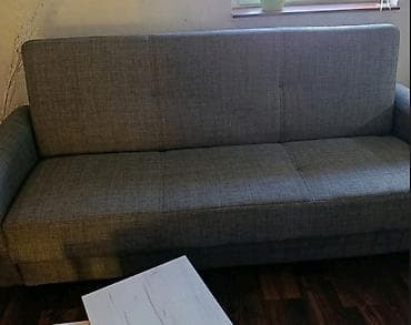stilska sofa: Prodajem krevet  Sve u dobrom stanju, udoban i bez ikakvih problema — 1