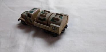 harry potter vt401 k: Kamion vojni 1:87(9 cm.)plasticni — 2