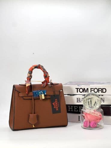 Travel suitcases and bags: Tasne 
pk — 9