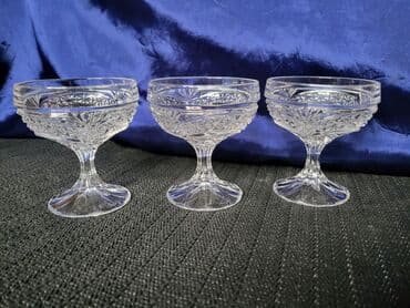 case za zestoko pice: Casice kristal Zajecar za zestoko pice iz 70ih. Casice su perfektne ( — 7