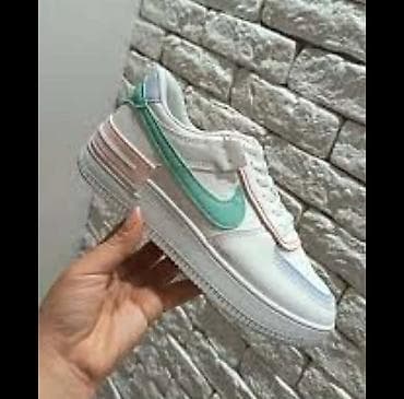 salamon patike: 36-41
2500 din
sdl — 3