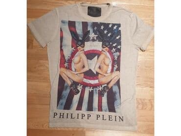 jednodelni kupaci na jedno rame: Philipp Plein majice L i XL velicina.
Cena za komad — 5