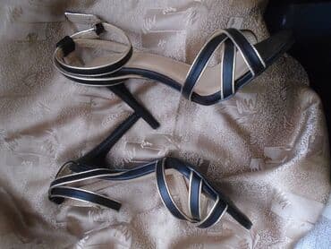 mokasine sa stiklom: Sandals, 39 — 4