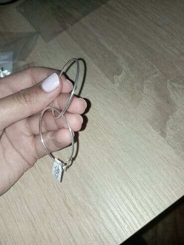 bele helanke prodaja: Prodajem nakit srebro finoca 925 Porudzbine mozete slati na Uplata — 6