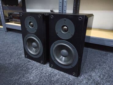 Foto i video kamere: Yamaha NX-E 100 Type: 2 way, 2 driver loudspeaker system Frequency — 2
