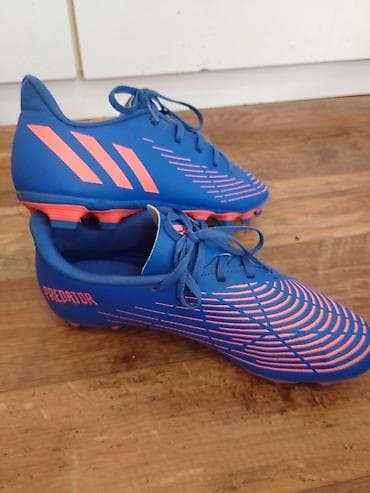 igrice za devojcice: Kopacke Adidas PREDATOR broj 41 su u odlicnom stanju sa sitnim — 3