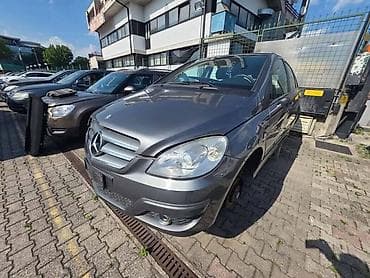 auto dizalica cena: MERCEDES BENZ B 180 2010. GOD. - KOMPLETAN AUTO U DELOVIMA | — 3