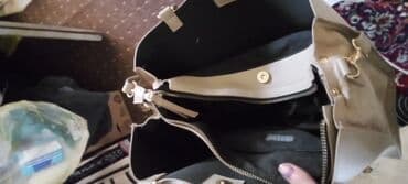 primark majice: Torba za rame, Primark, Materijal: Lakovana koža, Poliester — 2