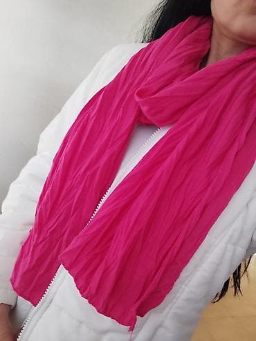 Pink esarpa, velika