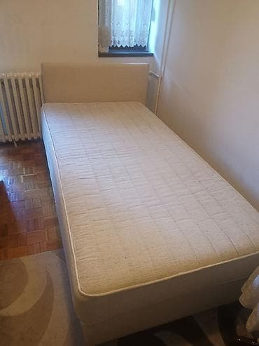 cena ormara forma ideale: Krevet samac. Simpo sa kvalitnim dušekom.Krevet dimenzija — 2