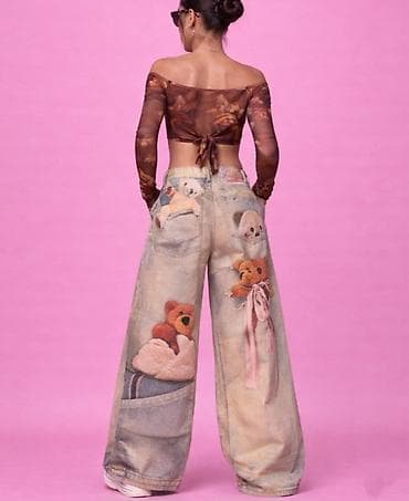 ❤️Ženske široke farmerke sa printom medvedića
✅3100 din 
S m l