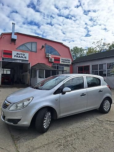 Opel corsa D 1.3 cdti, dizel, hadzbek, 5 vrata, metalik srebrne/svetlo