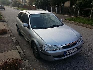 odjavljen auto: MAZDA 323 - KOMPLETAN AUTO U DELOVIMA | MAZDA 323 323F polovni — 2