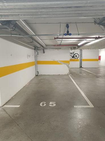 garaze za auto: Izdaje se garažno mesto - Zelena Avenija 2 u Zemunu Izdaje se — 2