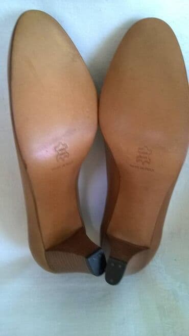 cipele za zimu: Cipele zenske Salvatore Ferragamo Italy br.38 gaziste 24,5 cm. sve — 4