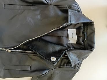 jakne l: Dečja crna biker jakna – Reserved, veličina 104 cm. - Materijal — 5