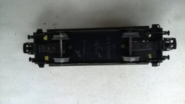 sumnjivo lice serija: Maerklin putnicki vagon HO, limeni, fali krov — 4