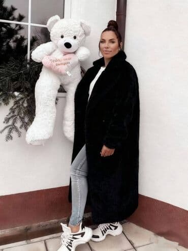 Sakoi: ❄️Ženski “teddy” kaput – dugi, topli i mekani
4000 din — 4